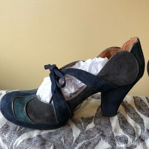 Women’s Naya Maryjane Pumps,